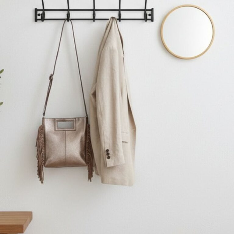 sac en cuir irisé couleur bronze avec franges latérales
