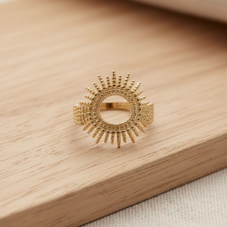bague plaqué or 18 carats motif soleil ajouré et perlé bijou tendance bague plaqué or 18 carats motif soleil ajouré et perlé bijou tendance