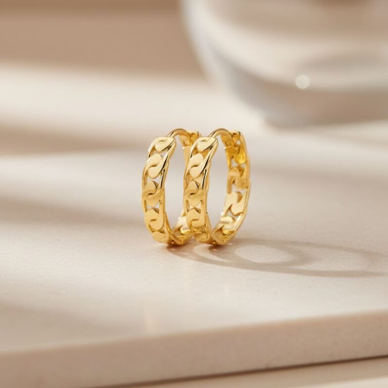 boucles d'oreilles créoles en plaqué or 18 carats forme ovale large maillon boucles d'oreilles créoles en plaqué or 18 carats forme ovale large maillon