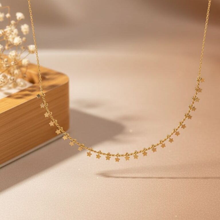 collier pour femme plaqué or 18 carats finement orné de pampilles étoile collier pour femme plaqué or 18 carats finement orné de pampilles étoile