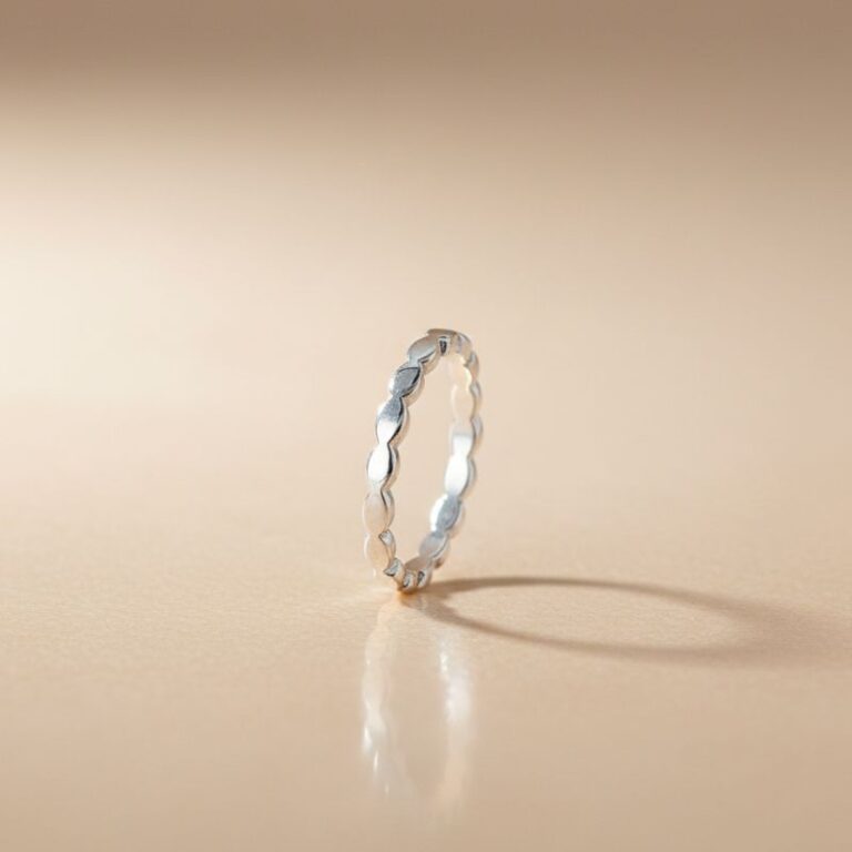 bague fine pour femme en argent 925 fine et dentelée