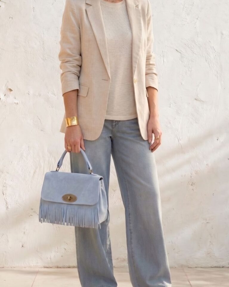 sac à main en daim à franges gaya couleur bleu ciel