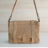 sac bandoulière cuir nubuck forme messenger couleur beige fabrication italienne