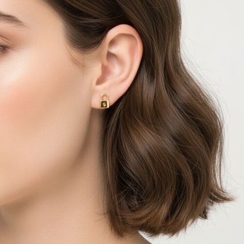 puces d'oreilles plaqué or 18 carats motif cadenas