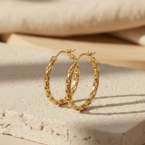 boucles d'oreilles créoles en plaqué or 18 carats maillage chaine chic et intemporel