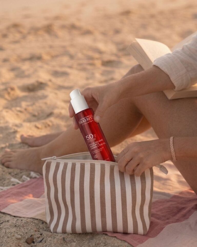 grande pochette de plage guetary – coton rayé camel