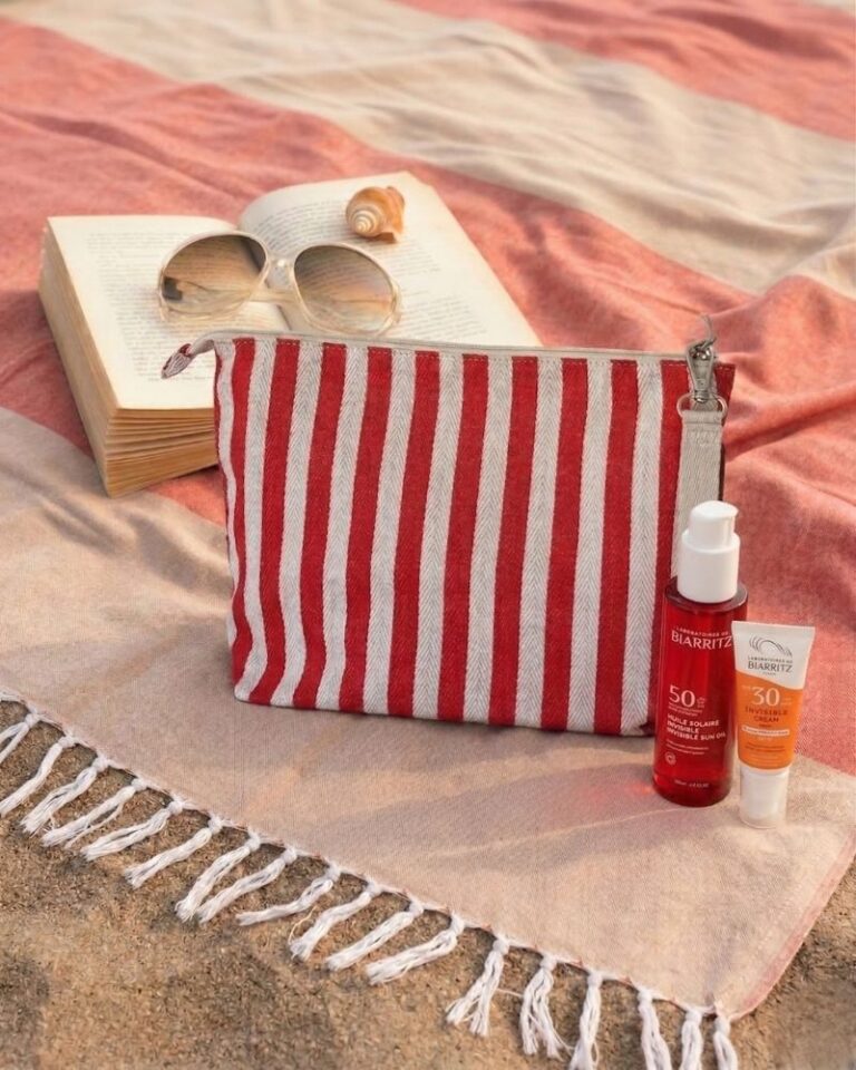 grande pochette de plage guetary rayé rouge
